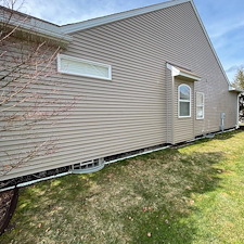 Avon-Ohio-Residential-Pressure-Washing-and-House-Washing-Near-Veterans-Memorial-Park 3