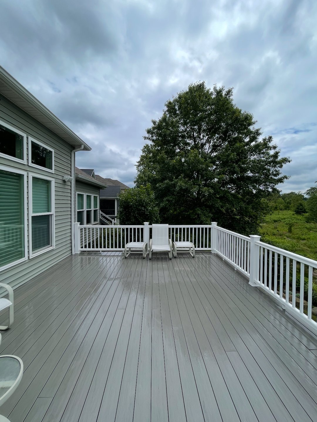 Beachwood Residential Pressure Washing | Driveway, Patio, Walkway & Deck Cleaning | Concrete Sealing
