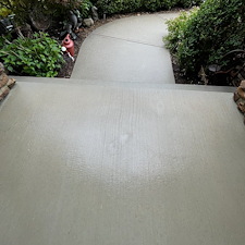 Beachwood-Residential-Pressure-Washing-Driveway-Patio-Walkway-Deck-Cleaning-Concrete-Sealing 8