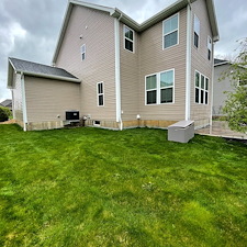 Breathe-New-Life-into-Your-Home-Exceptional-Residential-Pressure-Washing-Services-in-Medina-OH 4
