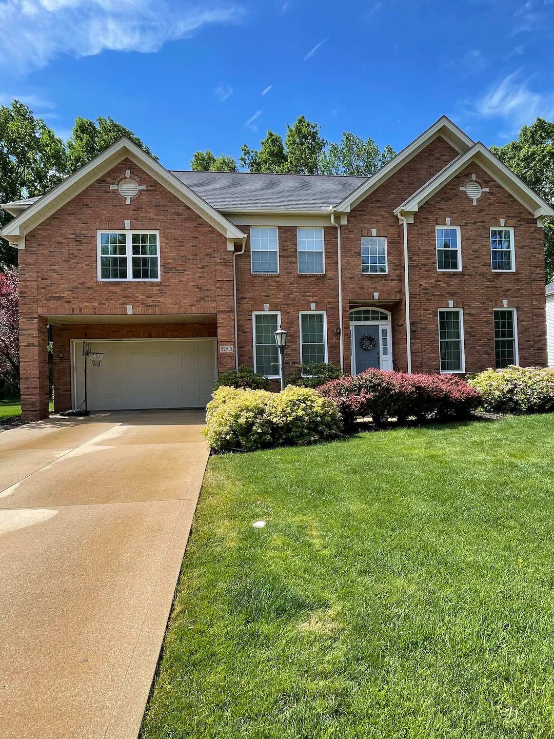 Brick House Washing | Residential Pressure Washing | Driveway and Patio Cleaning