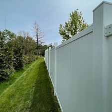 Brunswick-Residential-Pressure-Washing-Vinyl-Fence-Cleaning 5