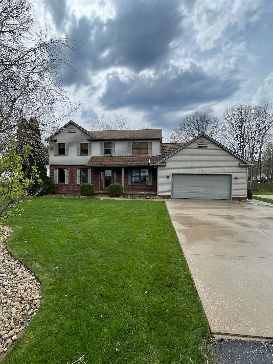 Courtland Youngstown House and Driveway Cleaning Residential Pressure Washing