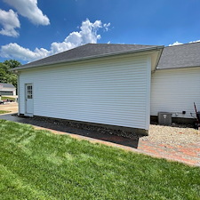 Elevate-Your-Homes-Curb-Appeal-with-Professional-Residential-Pressure-Washing-in-Medina-OH 3
