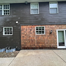 Elevate-Your-Homes-Exterior-with-Residential-Pressure-Washing-A-Guide-to-Protecting-Painted-Vinyl-Siding-in-Westlake-OH 1