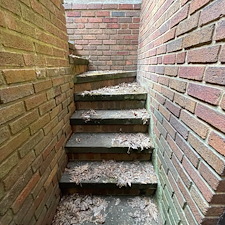 Enhance-Your-Chagrin-Falls-Home-with-Expert-Pressure-Washing-for-Brick-Limestone-and-Sandstone 1