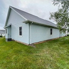 Enhance-Your-Homes-Curb-Appeal-with-Expert-Residential-Pressure-Washing-Driveway-and-Patio-Tips-for-North-Royalton-Residents 6