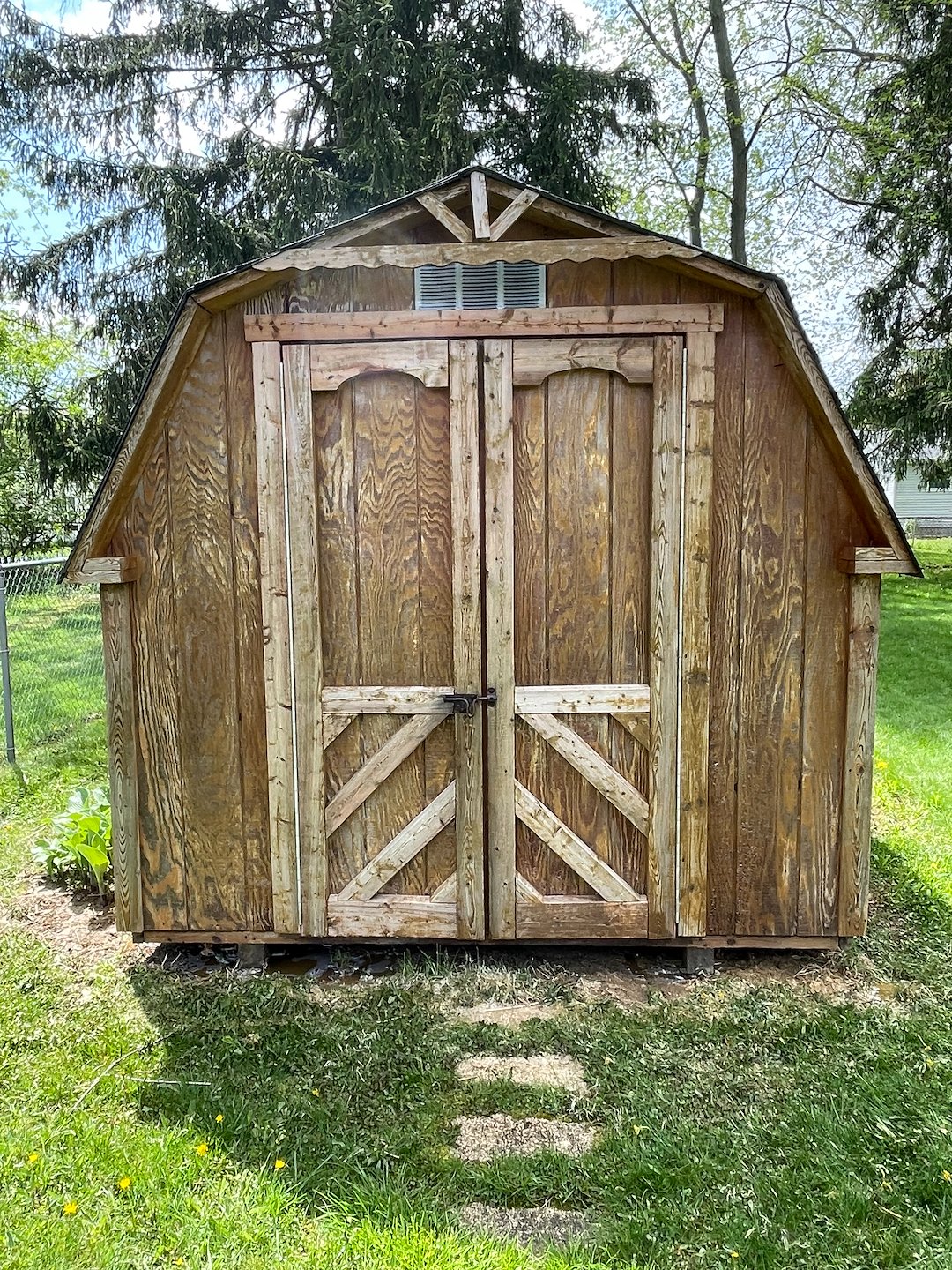 Give Your Home a Fresh Start: Medina’s Residential Pressure Washing & Wood Washing Wizards Are Here!