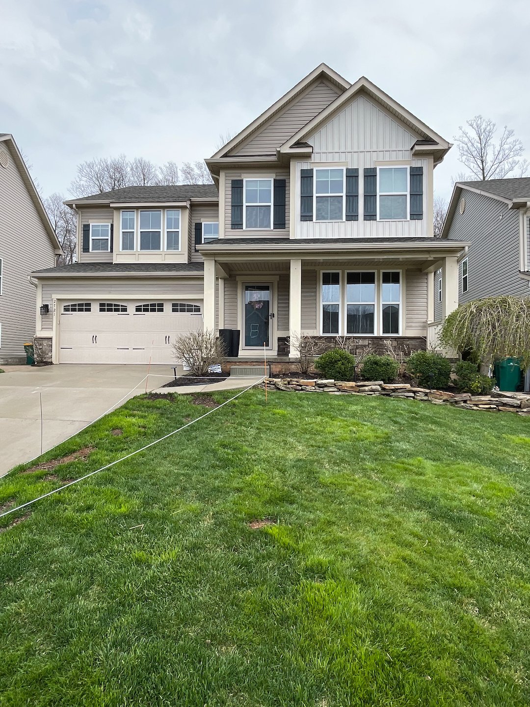 Hunters Ridge Residential Pressure Washing and House Soft Washing with Concrete Cleaning That Actually Resets the Exterior