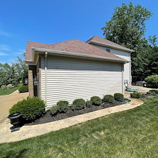 Keep-Your-Strongsville-Home-Looking-Its-Best-with-Professional-Residential-Pressure-Washing 4