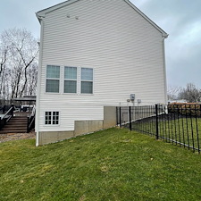 Medina-Ohio-Residential-Pressure-Washing-and-House-Washing-Near-Medina-Public-Square 5