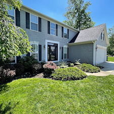North-Ridgeville-Residential-Pressure-Washing-Services-for-Green-Siding-Dirty-Driveways-and-Mold-Stained-Exteriors 7