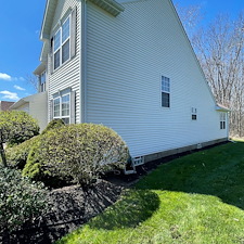 North-Ridgeville-Residential-Pressure-Washing-That-Restores-the-Entire-Property 4