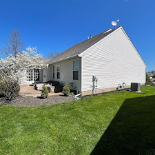 North-Ridgeville-Residential-Pressure-Washing-That-Restores-the-Entire-Property 3