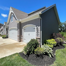 Painesville-House-Washing-Driveway-Cleaning-Residential-Pressure-Washing 1