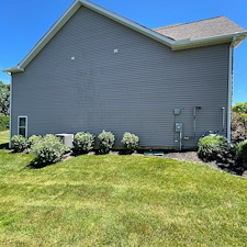 Painesville-House-Washing-Driveway-Cleaning-Residential-Pressure-Washing 7