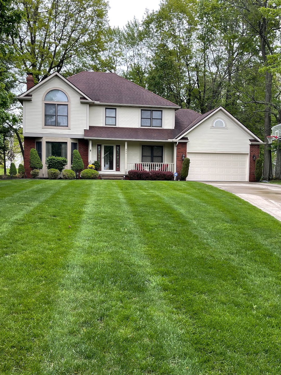 Pepper Pike Residential Pressure Washing | House Washing and Paver Patio Cleaning