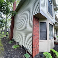 Pepper-Pike-Residential-Pressure-Washing-House-Washing-and-Paver-Patio-Cleaning 4