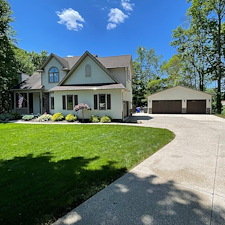 Ravenna-Residential-Pressure-Washing-House-Washing-Driveway-Cleaning-and-Deck-Cleaning 9