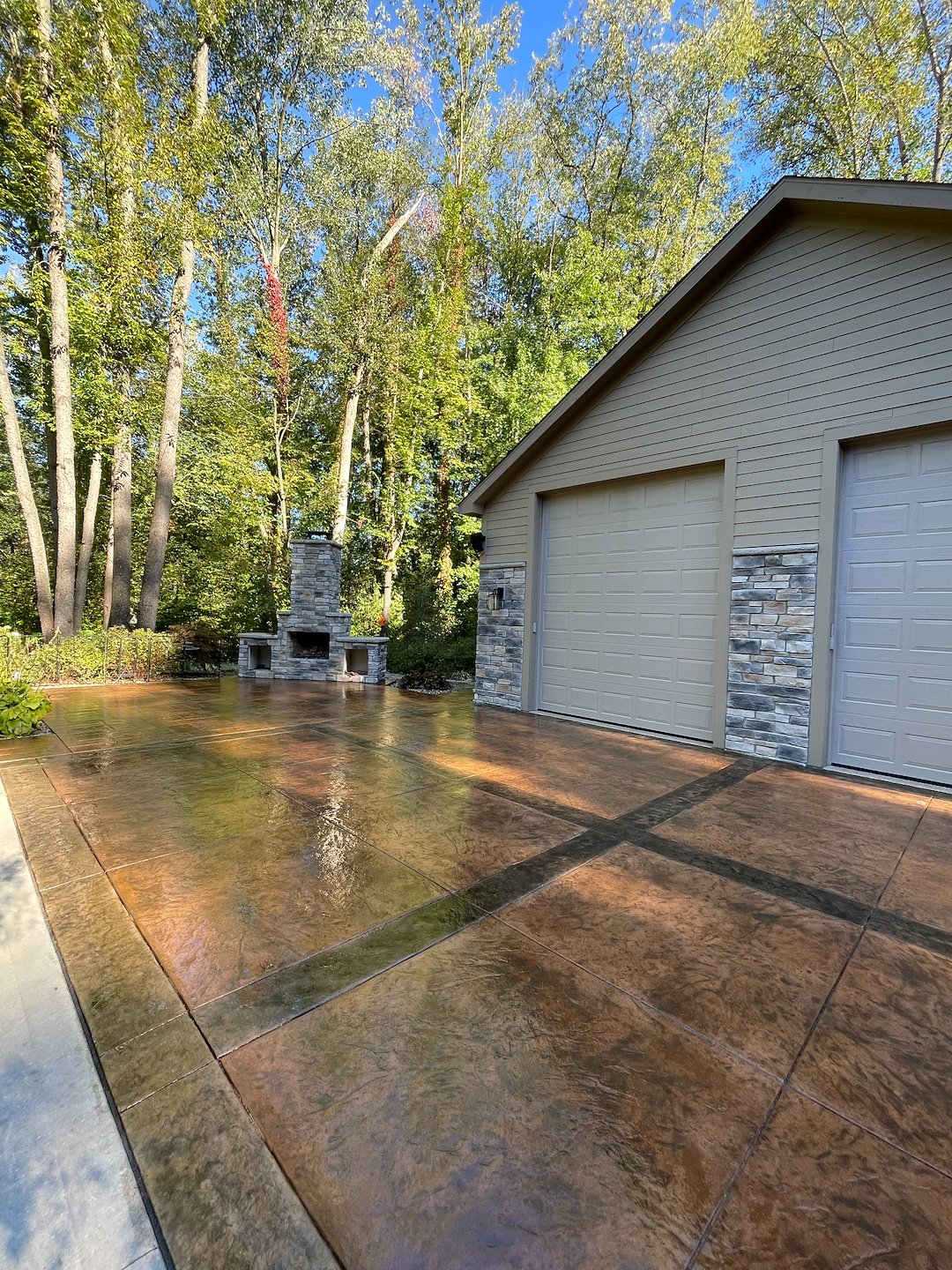 Rediscover the Elegance of Your Medina, OH Home with Expert Concrete Patio Cleaning