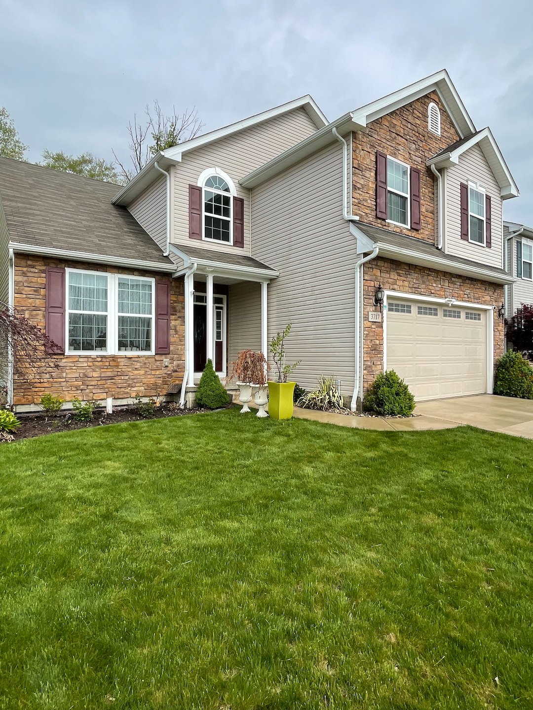 Refresh Your Home’s Appeal: Residential Pressure Washing and Deck Cleaning in Reminderville, OH