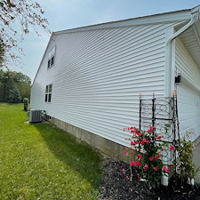 Refresh-Your-Homes-Exterior-with-Expert-Residential-Pressure-Washing-in-Olmsted-Falls-OH 3