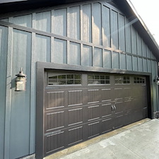 Renew-Your-Home-with-Expert-Hardie-Board-Siding-Cleaning-A-Look-at-Our-Latest-Project-in-Ravenna-OH 3