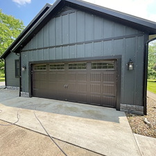 Renew-Your-Home-with-Expert-Hardie-Board-Siding-Cleaning-A-Look-at-Our-Latest-Project-in-Ravenna-OH 4