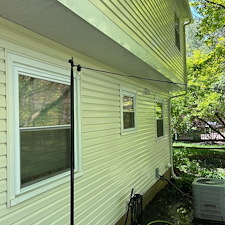 Residential-House-Washing-in-Mentor-Ohio-That-Restores-the-Entire-Look-of-the-Property 1