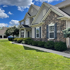 Residential-Pressure-Washing-in-Broadview-Heights-Ohio-Restore-Protect-Refresh-Your-Home 1