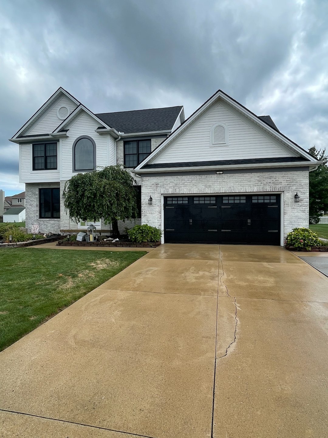 Residential Pressure Washing in Pepper Pike, Ohio: Protecting the Beauty of Your Home
