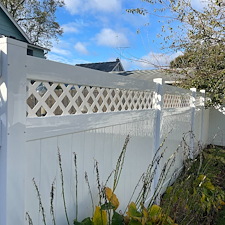 Residential-Pressure-Washing-in-Hudson-OH-Vinyl-Fence-Cleaning-and-Deck-Cleaning-Specialists-in-Summit-County 1