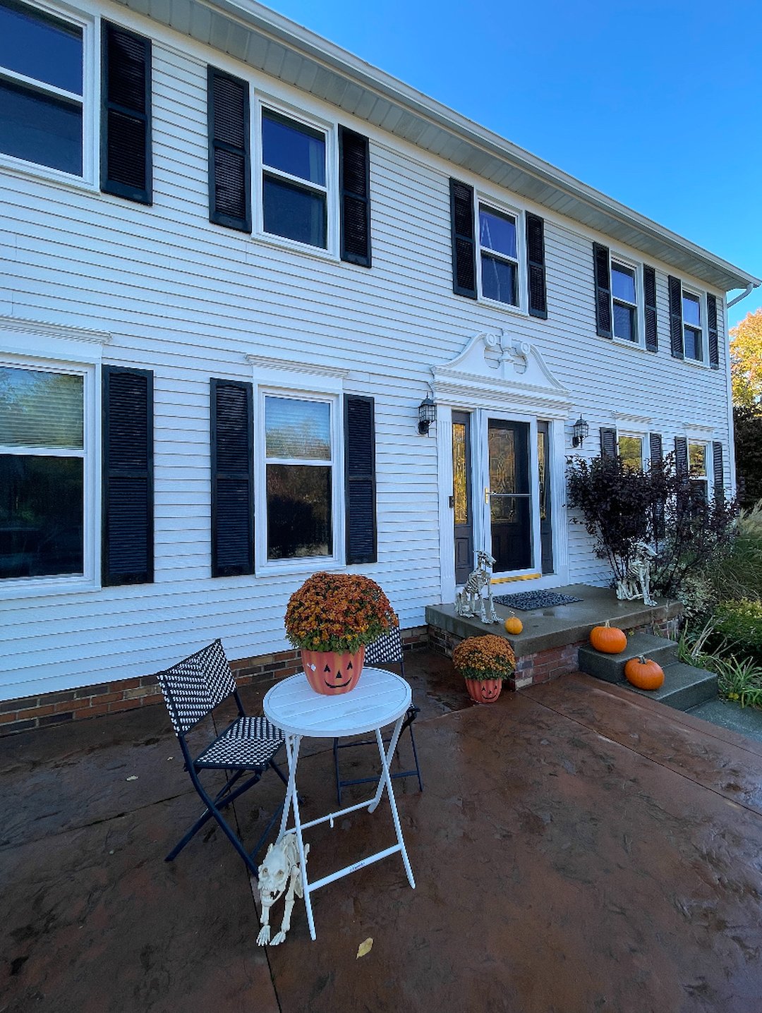 Residential Pressure Washing in Twinsburg OH House Washing and Walkway Cleaning to Prepare a Home for Sale