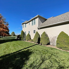 Residential-Pressure-Washing-in-Brunswick-OH-Soft-Wash-Cleaning-for-Brick-and-Vinyl-Siding-Homes-1 0