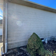 Residential-Pressure-Washing-in-Brunswick-OH-Soft-Wash-Cleaning-for-Brick-and-Vinyl-Siding-Homes-1 5
