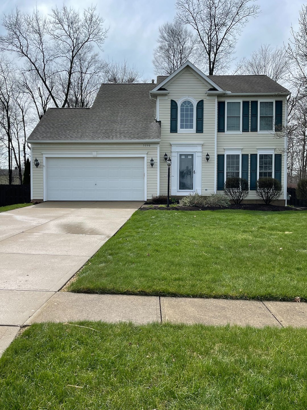 Residential Pressure Washing Brunswick Ohio | House Washing and Soft Washing That Eliminates Algae at the Source