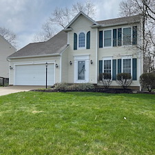 Residential-Pressure-Washing-Brunswick-Ohio-House-Washing-and-Soft-Washing-That-Eliminates-Algae-at-the-Source 0