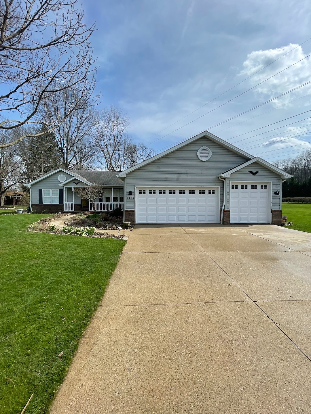 Residential Pressure Washing North Olmsted Ohio | House Driveway and Walkway Cleaning That Restores the Entire Property