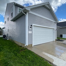 Residential-Pressure-Washing-and-Soft-Washing-in-North-Royalton 5