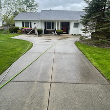 Residential-Pressure-Washing-For-Limestone-Paver-Patios-Retaining-Walls-Driveway-Cleaning-In-Beachwood-Lyndhurst-Chagrin-Falls-OH 0