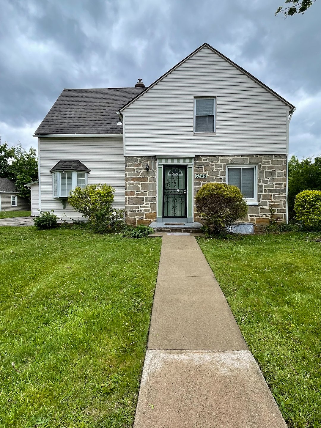 Residential Pressure Washing in Beachwood, Pepper Pike & Solon, Ohio