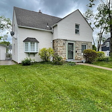 Residential-Pressure-Washing-in-Beachwood-Pepper-Pike-Solon-Ohio 1
