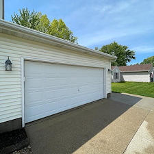 Residential-Pressure-Washing-in-Brunswick-Elyria-and-North-Royalton 8