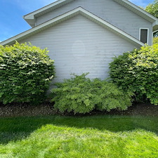 Residential-Pressure-Washing-in-Brunswick-Strongsville-and-North-Ridgeville 5