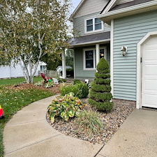 Revitalize-Your-Home-Residential-Pressure-Washing-Soft-Washing-in-Youngstown-OH 2