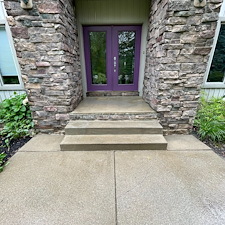 Revitalize-Your-Home-with-Expert-Residential-Pressure-Washing-in-Chagrin-Falls-OH 2