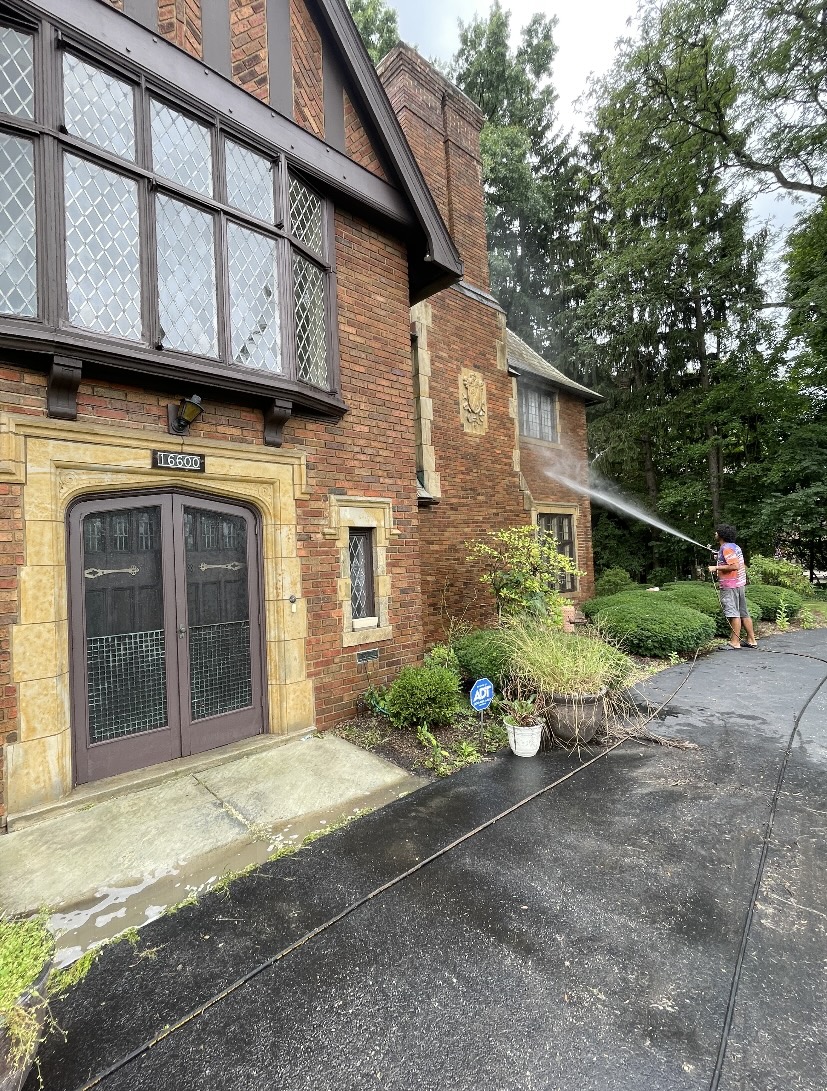Revitalize Your Shaker Heights Home with Expert Pressure Washing for Brick and Limestone