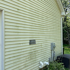 Stop-Green-Organic-Growth-Before-It-Takes-Over-Your-Home-With-Residential-Pressure-Washing 5