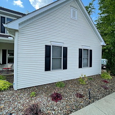 Stop-Green-Organic-Growth-Before-It-Takes-Over-Your-Home-With-Residential-Pressure-Washing 2