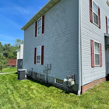 Stow-Residential-Pressure-Washing-for-Green-Siding-and-Black-Concrete-Stains 4